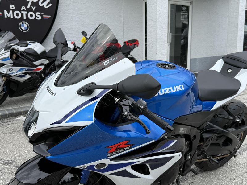 2025 Suzuki GSX-R1000RZ