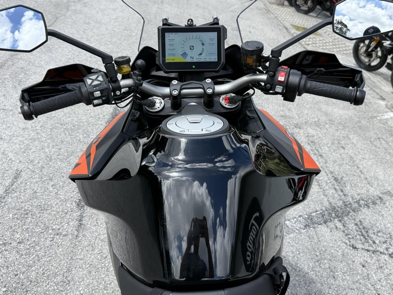 2020 KTM 1290 Super Duke GT