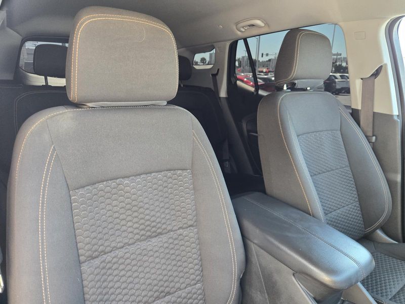 Used 2018 GMC Terrain FWD 4dr SLE