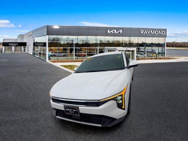 Used 2025 Kia K4 EXImage 8