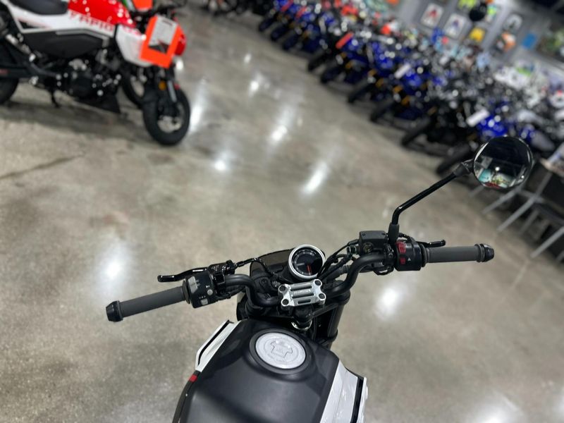 Used 2024 CFMOTO PAPIO CL Image 17