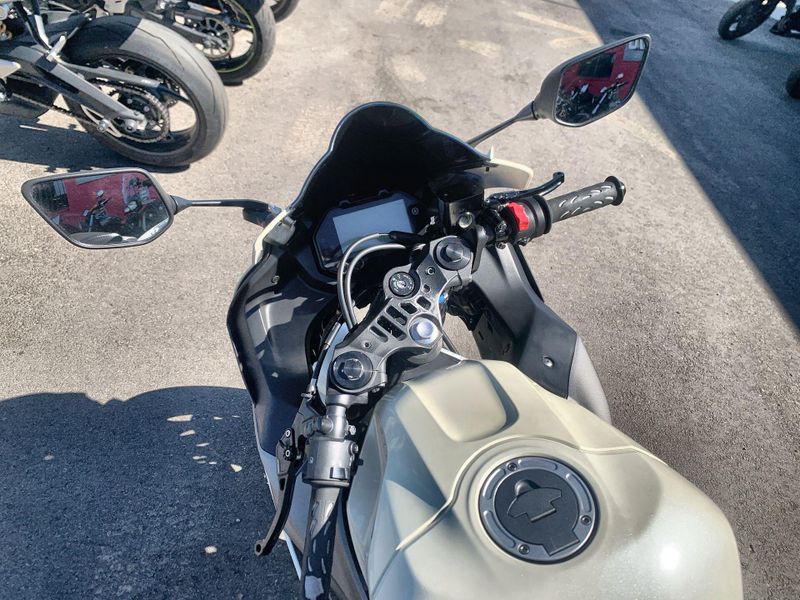 Used 2024 Yamaha YZF-R3 ABS Image 18