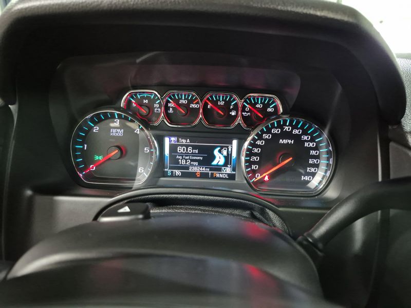 2019 Chevrolet Tahoe LTImage 32