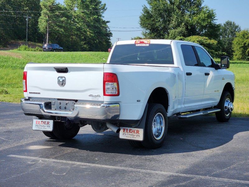 2023 RAM 3500 BIG HORNImage 4