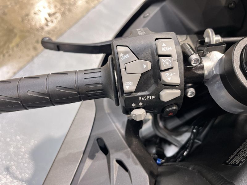 New 2026 Kawasaki NINJA ZX-10R Image 16