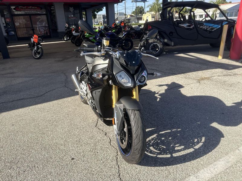 Used 2016 BMW S 1000 R Image 11
