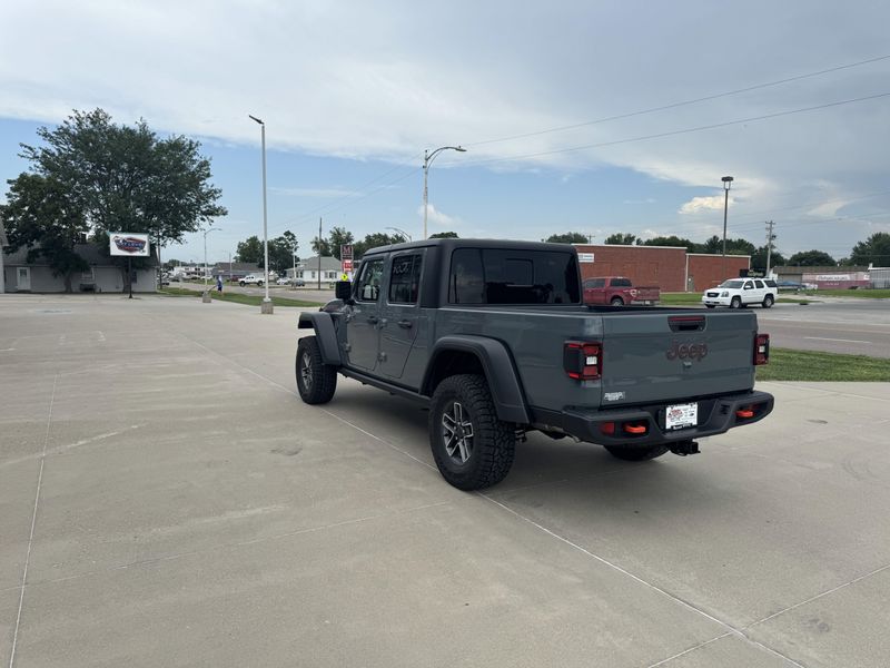 New 2025 Jeep Gladiator MojaveImage 6
