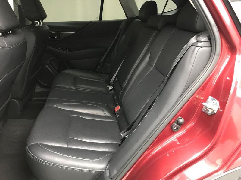 Used 2021 Subaru Outback LimitedImage 17