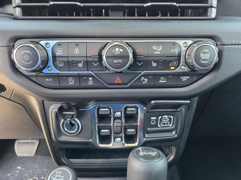 New 2026 Jeep Wrangler 4-door Sahara