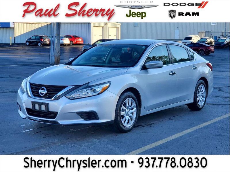 2016 Nissan Altima 2.5 SImage 1