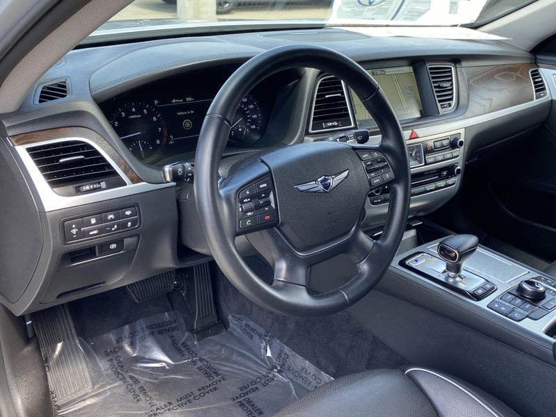Used 2018 Genesis G80 3.8Image 14