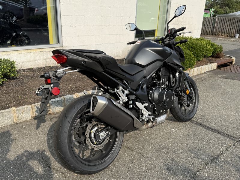 2025 Honda CB750 HornetImage 6