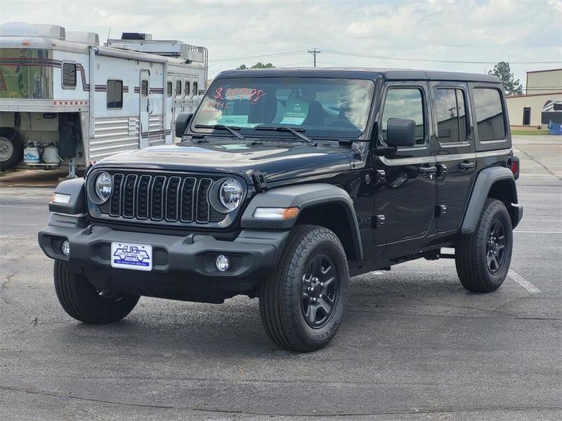 2025 Jeep Wrangler 4-door SportImage 3