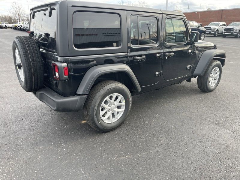2023 Jeep Wrangler 4-door Sport S 4x4Image 5