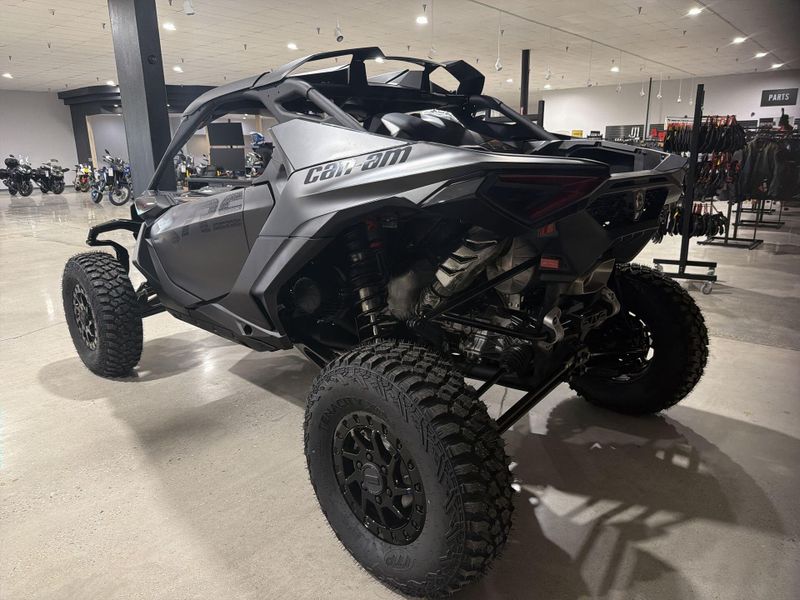 New 2026 Can-Am MAVERICK R X RS 999T DCT Image 15