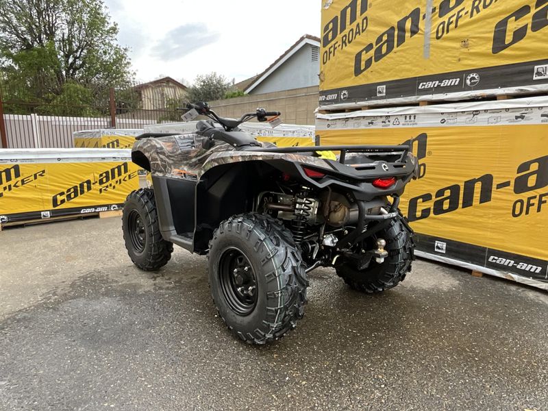 2025 Can-Am OUTLANDER 700 Image 5
