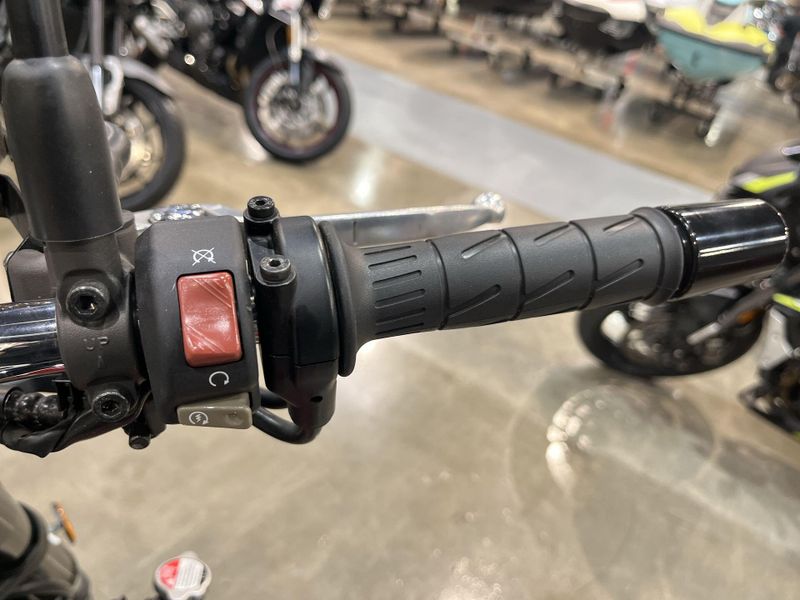 Used 2023 Kawasaki Z900RS ABS Image 18