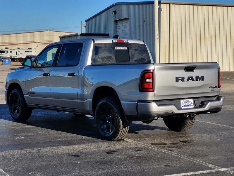 2025 RAM 1500 Tradesman Crew Cab 4x4 5