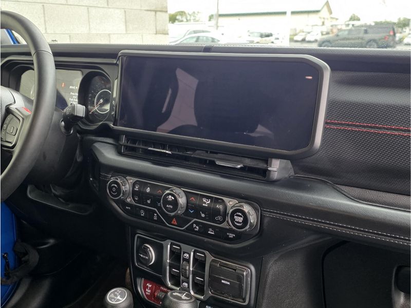 Used 2024 Jeep Wrangler Rubicon