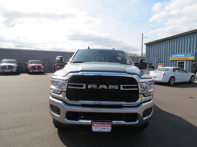 2024 RAM 2500 Tradesman Crew Cab 4x4 8