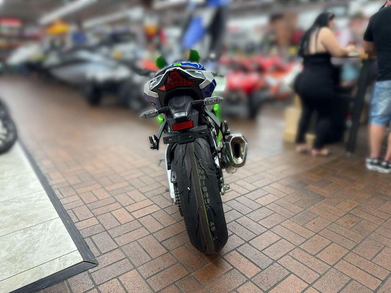 10%off 新品Légion d&#39;honneurPreview Edition New Kawasaki Ninja Zx10rr 2024, Limited Edition, 40th