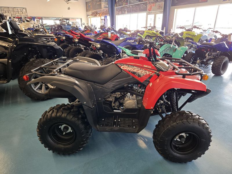 2025 Yamaha GRIZZLY 110 GREY METALLIC AND RED Image 3