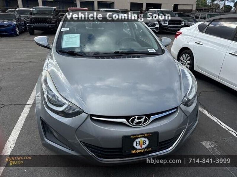 2016 Hyundai Elantra SEImage 2