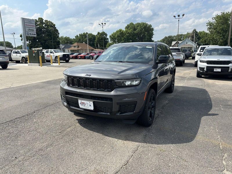 2024 Jeep Grand Cherokee L Altitude X 4x4Image 4