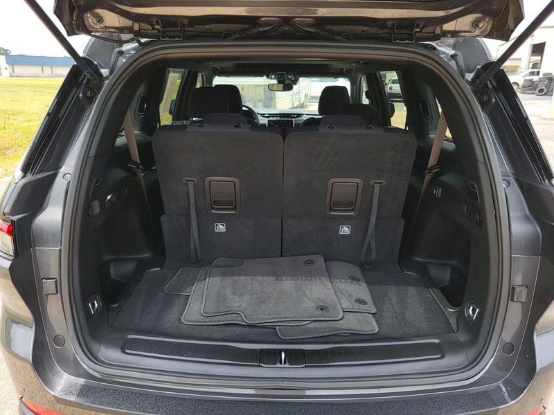 2024 Jeep Grand Cherokee L LaredoImage 10