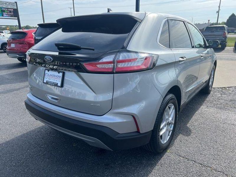 2024 Ford Edge SELImage 7