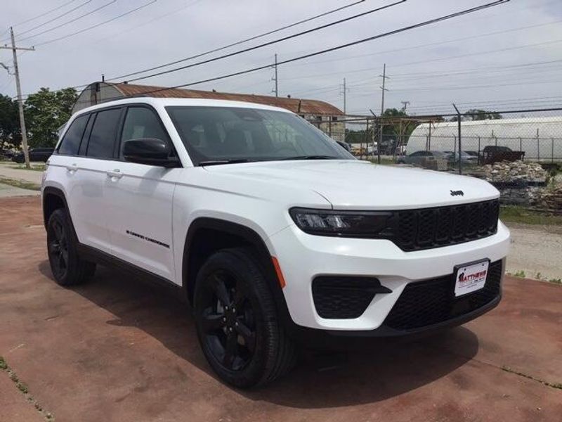 2025 Jeep Grand Cherokee Altitude X 4x2Image 7