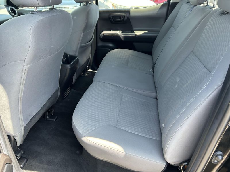 Used 2022 Toyota Tacoma SR5Image 15