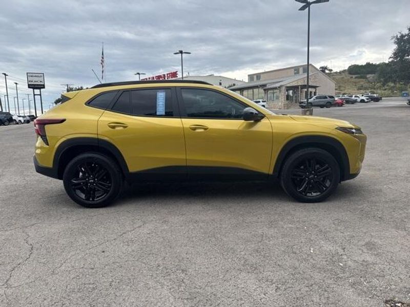 2025 Chevrolet Trax ACTIV photo 4