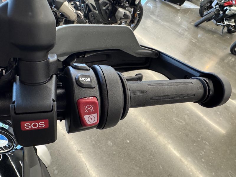 2025 BMW R 1300 GS - TRIPLE BLACK - BLACK STORM METALLIC 