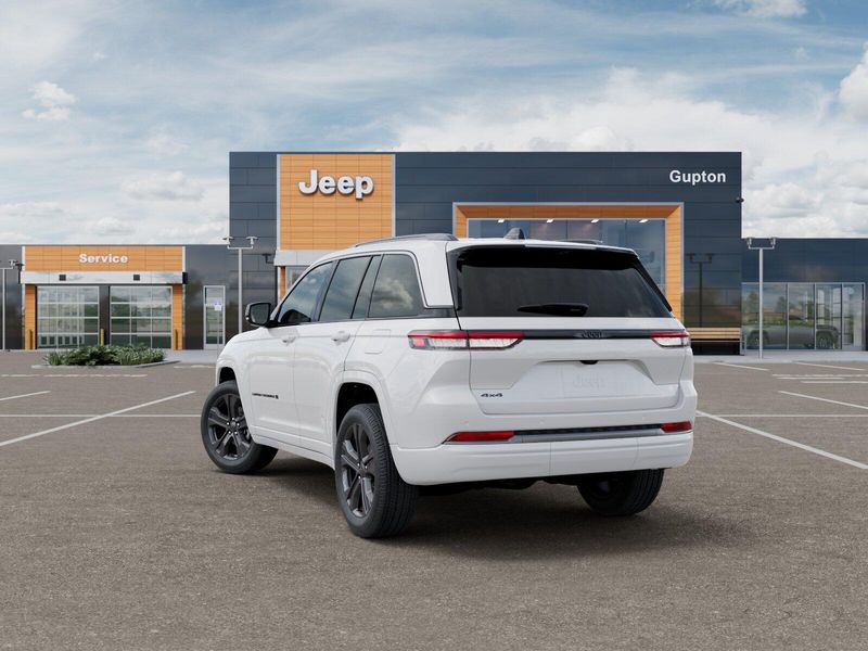 New 2027 Jeep Grand Cherokee Limited Reserve 4x4Image 29
