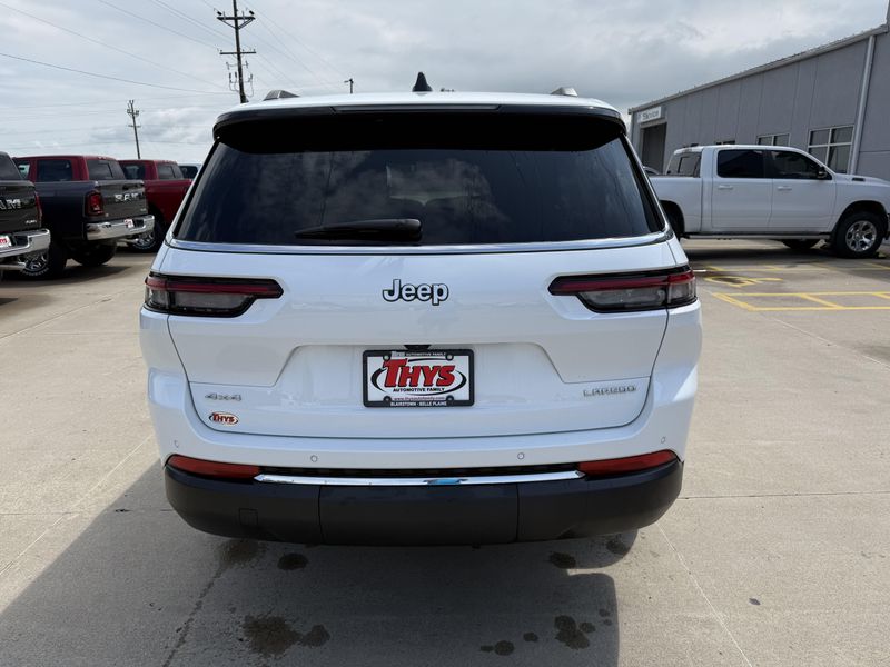 Used 2025 Jeep Grand Cherokee L LaredoImage 37