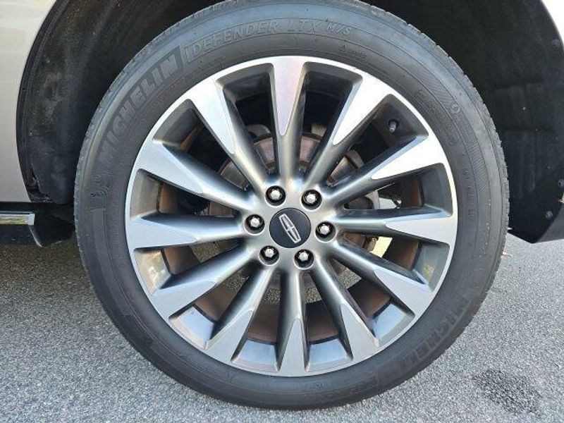 2018 Lincoln Navigator Select