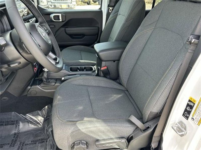 New 2026 Jeep Wrangler 4-door WillysImage 16