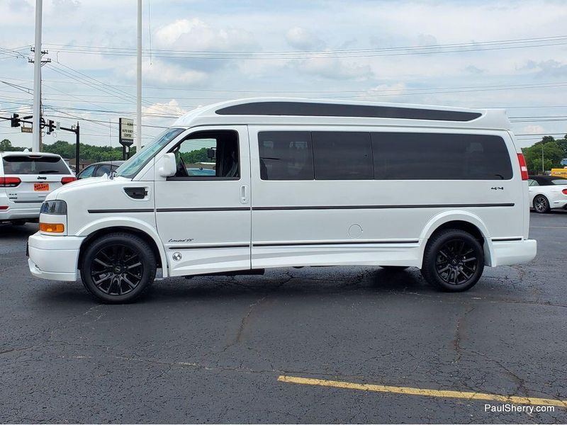 2019 GMC Savana 2500 Image 13