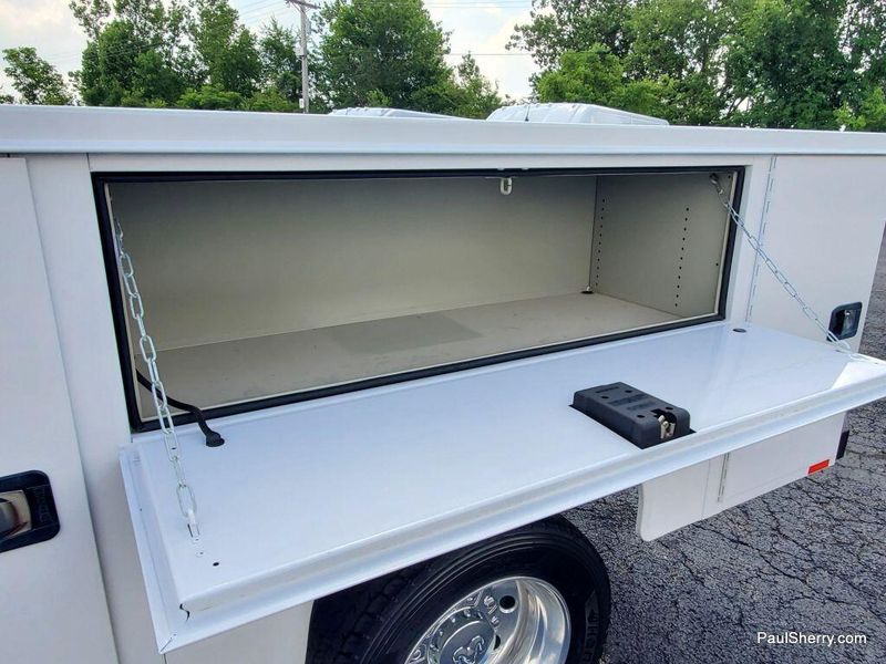 New 2024 RAM 5500 Tradesman Chassis Crew Cab 4x4 84