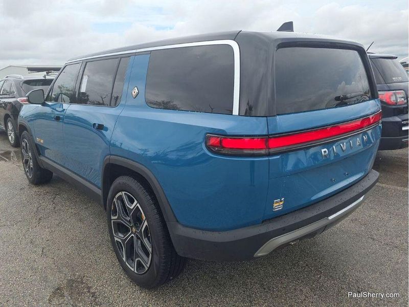 2023 Rivian R1S Launch EditionImage 2