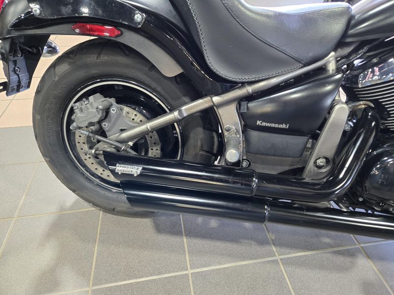 2010 Kawasaki VULCAN 900 CUSTOM BLACK Image 13