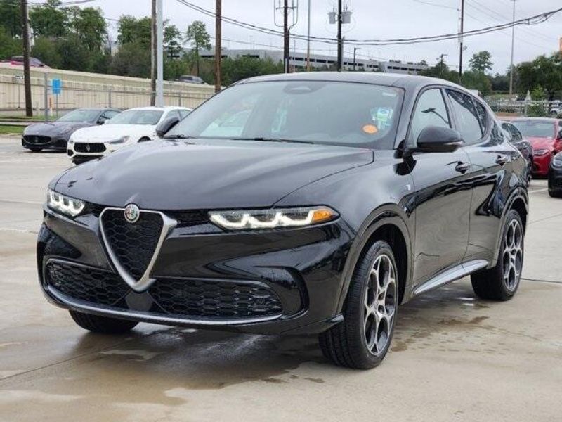 2024 Alfa Romeo Tonale Ti in a Alfa Black exterior color and Blackinterior. Northside Imports Houston 281-475-4549 northsideimportshouston.com 