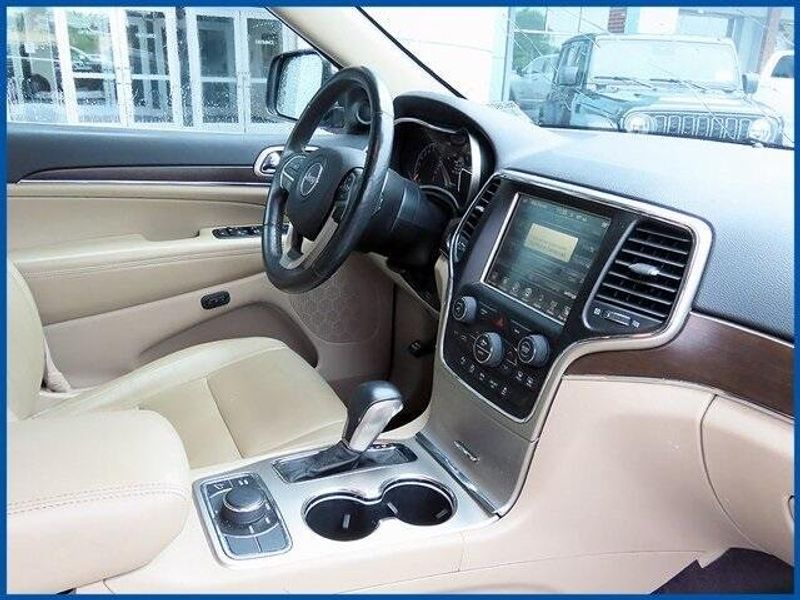 2017 Jeep Grand Cherokee LimitedImage 8