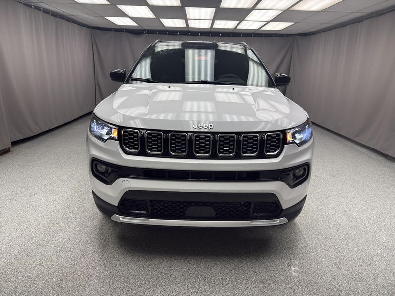 New 2026 Jeep Compass Limited 4x4Image 5