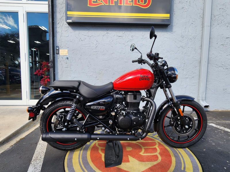 New 2024 Royal Enfield METEOR 350 Image 11