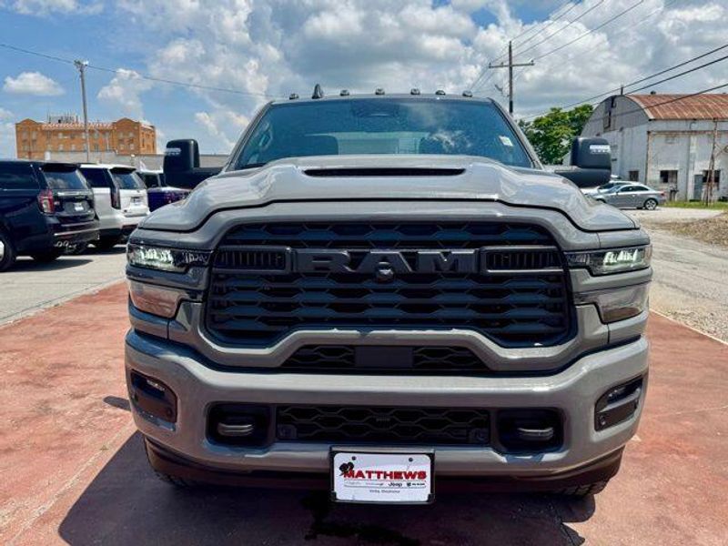 New 2026 RAM 2500 Black Express Crew Cab 4x4 6