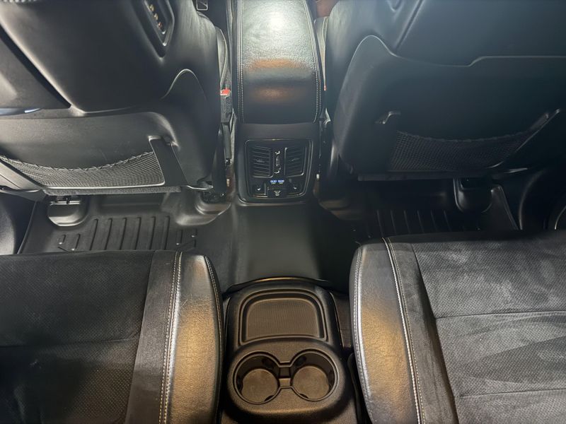 Used 2018 Dodge Durango SRTImage 21