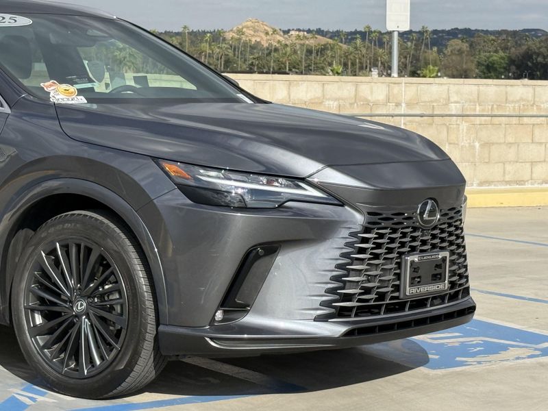 Used 2025 Lexus RX 350h PremiumImage 3
