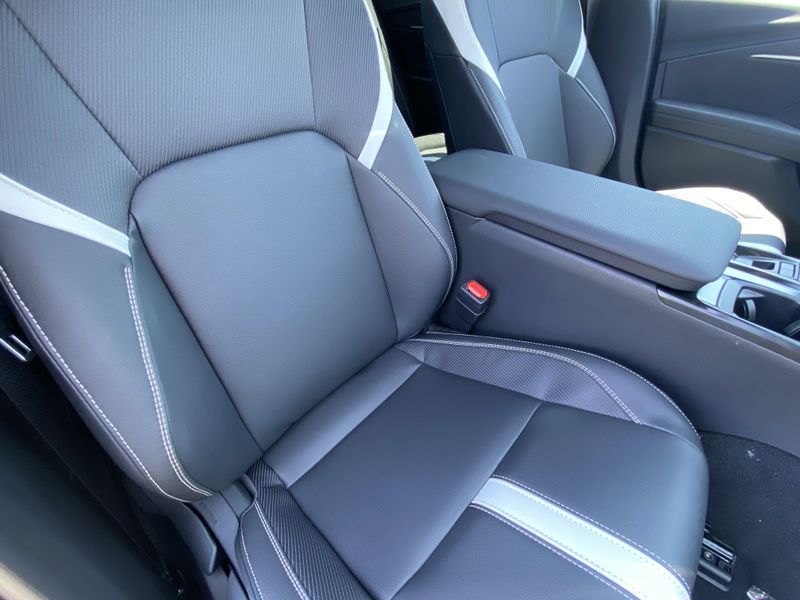 New 2025 Toyota Camry SEImage 11